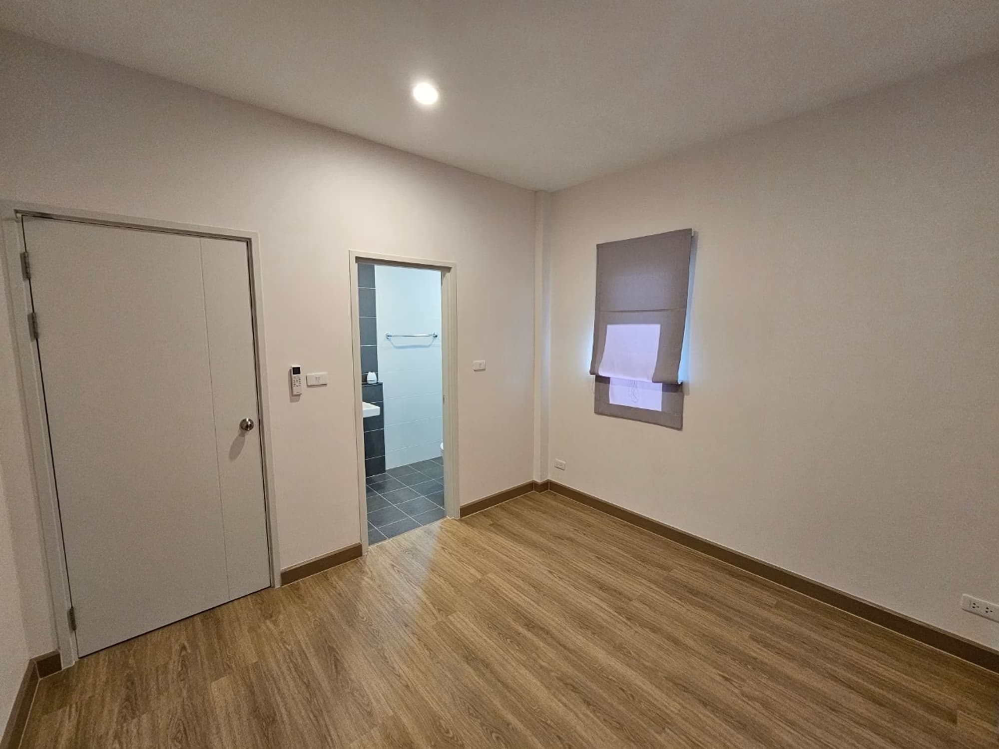 4 ห้องนอน บ้าน สำหรับ จำหน่าย ใน Bang Phli - Image 5