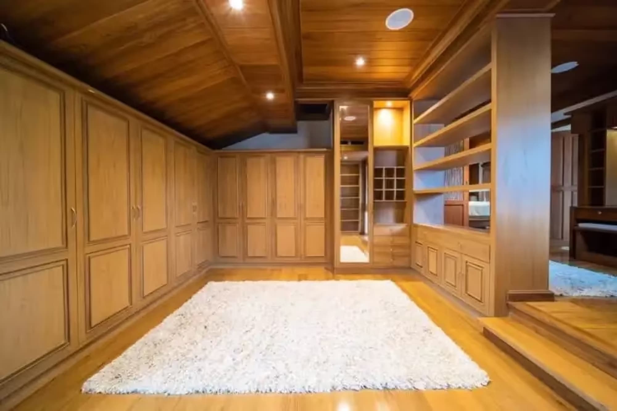3 Bedroom House - Image 9