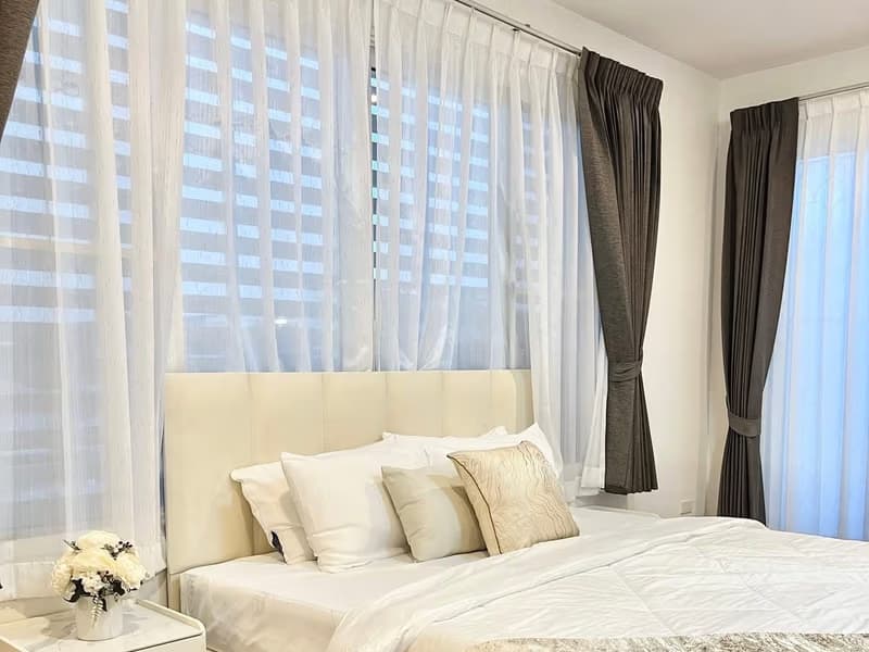 5 Bed House for Rent in Din Daeng