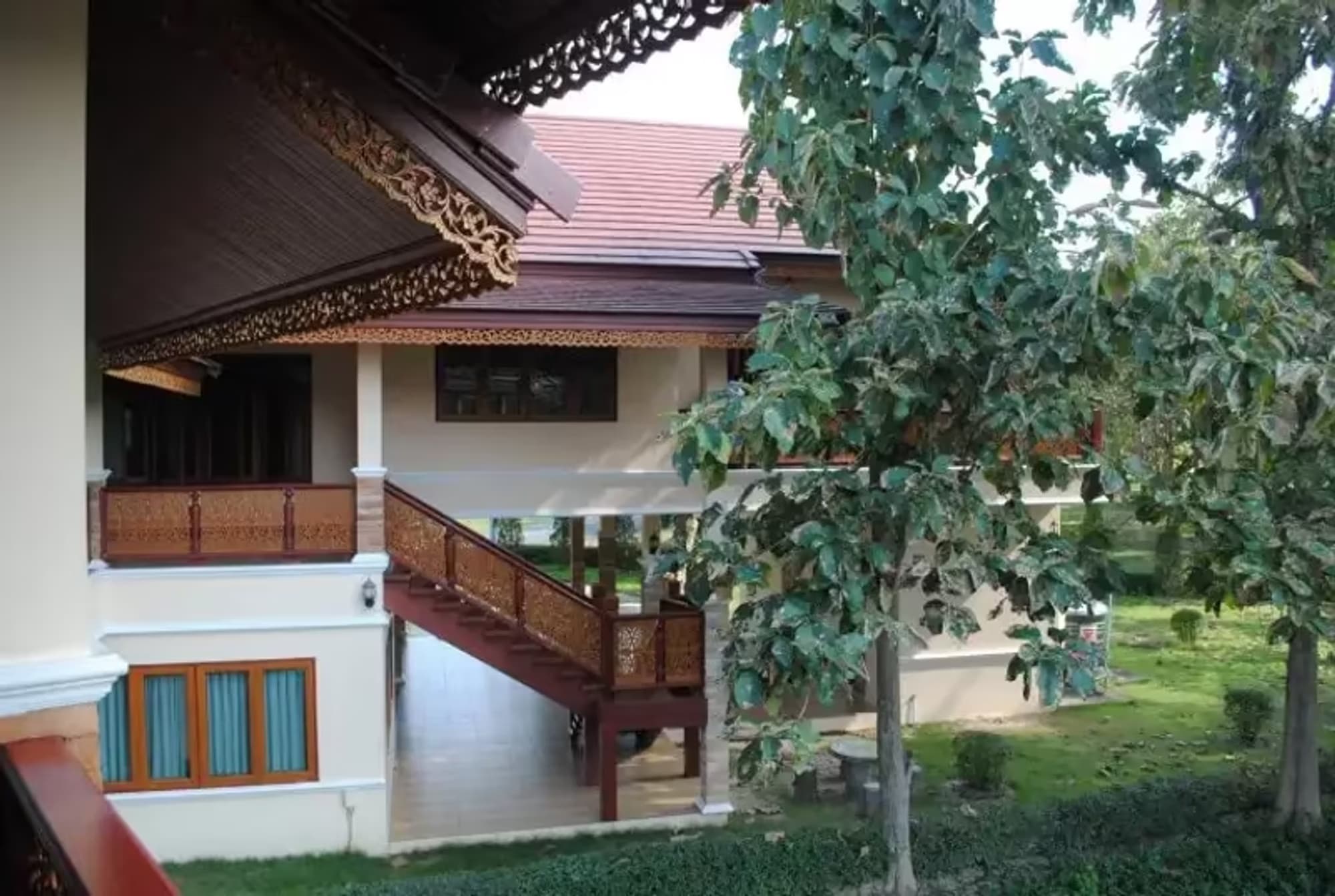 5 Bedroom House - Image 20
