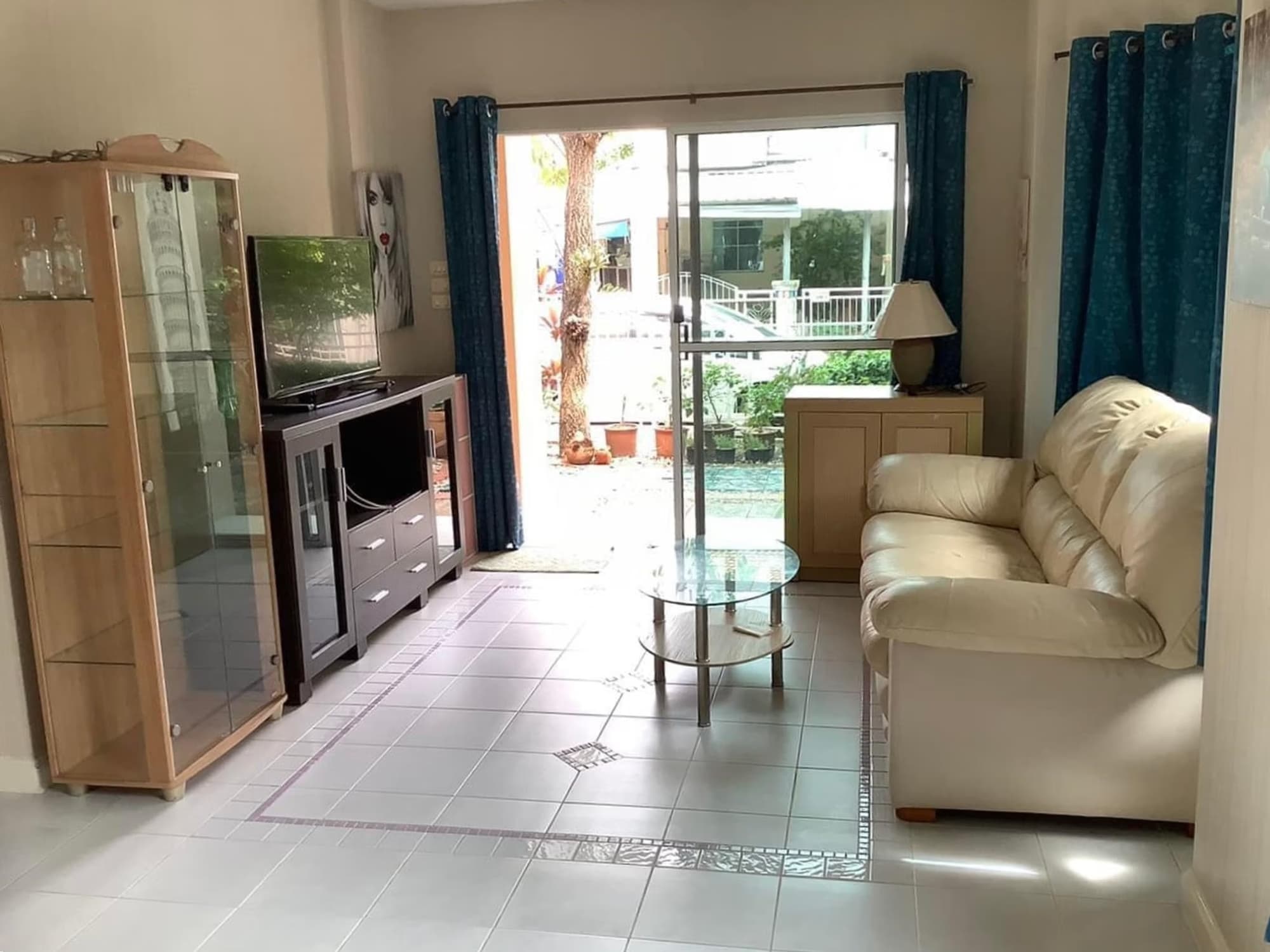3 Bed House for Rent in San Sai - Image 2