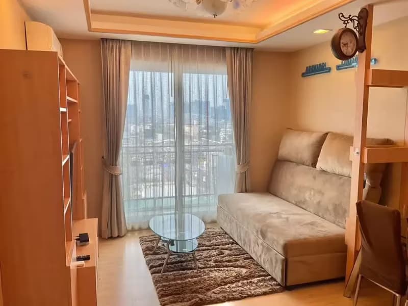 1 Bedroom Condo