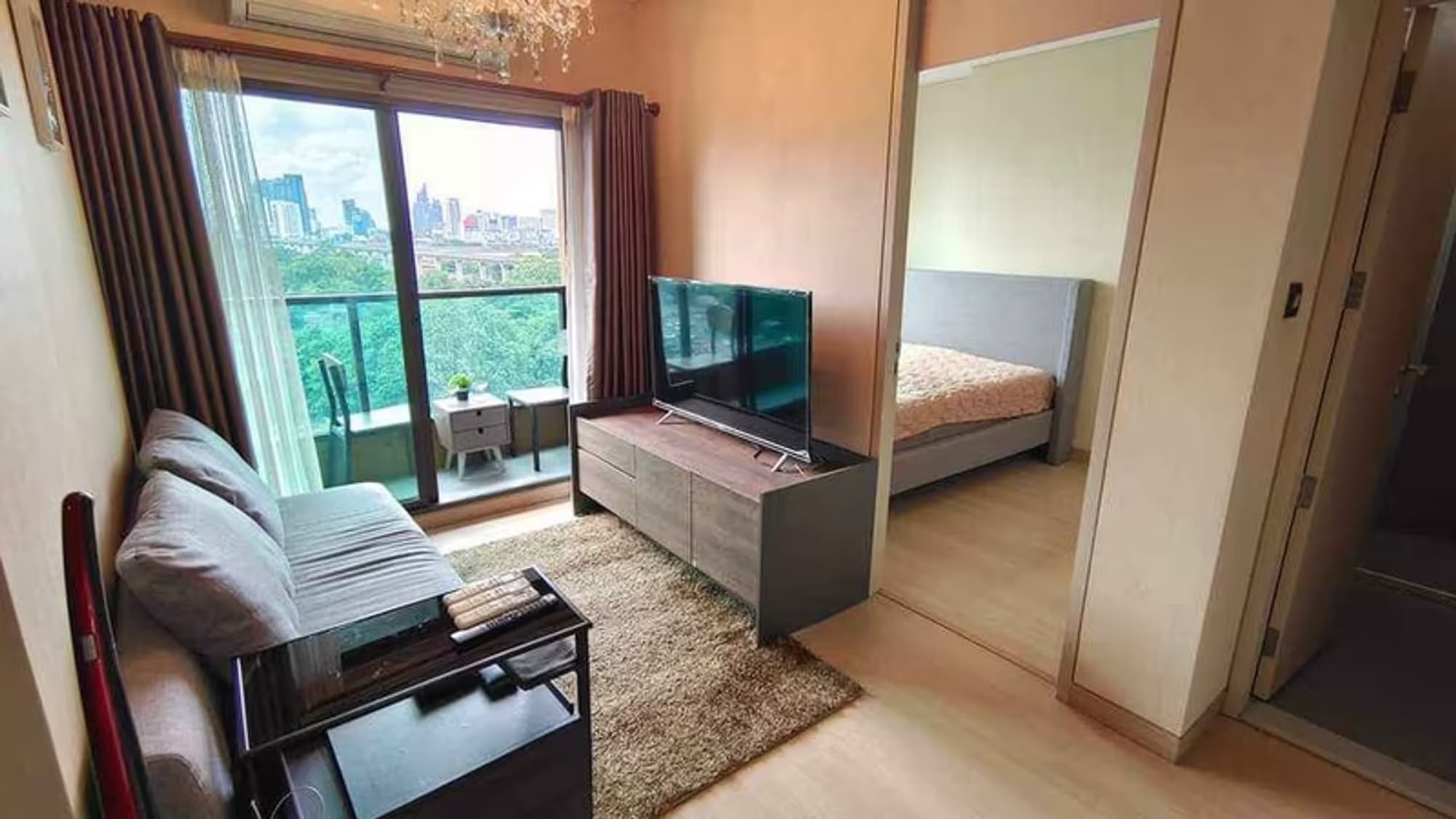 Condo for Rent at Lumpini Suites Phetchaburi-Makkasan - Image 4
