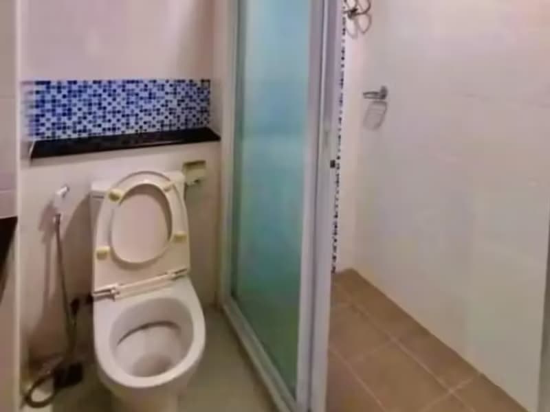 1 Bedroom Condo