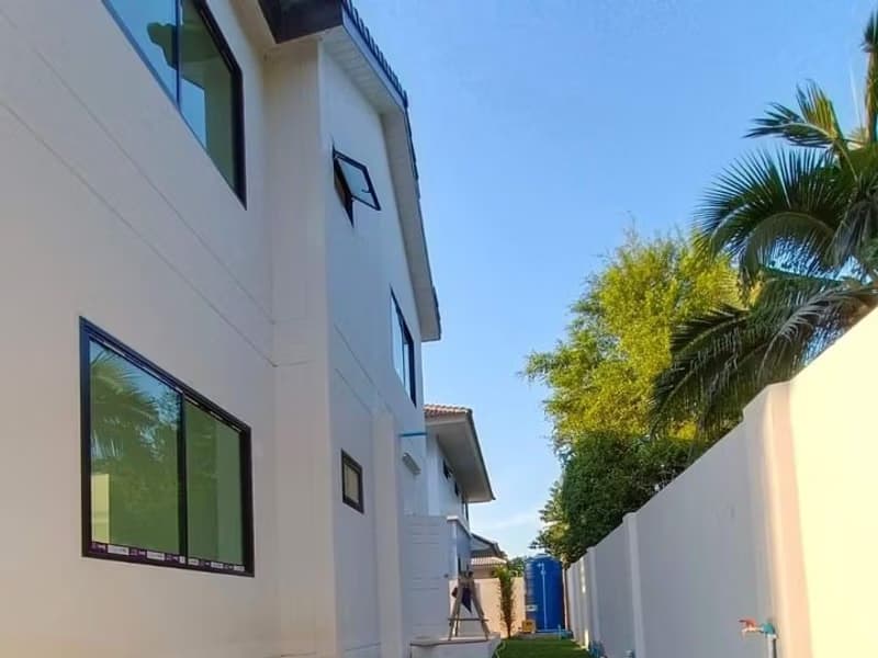 House for Sale in San Sai Luang, San Sai.