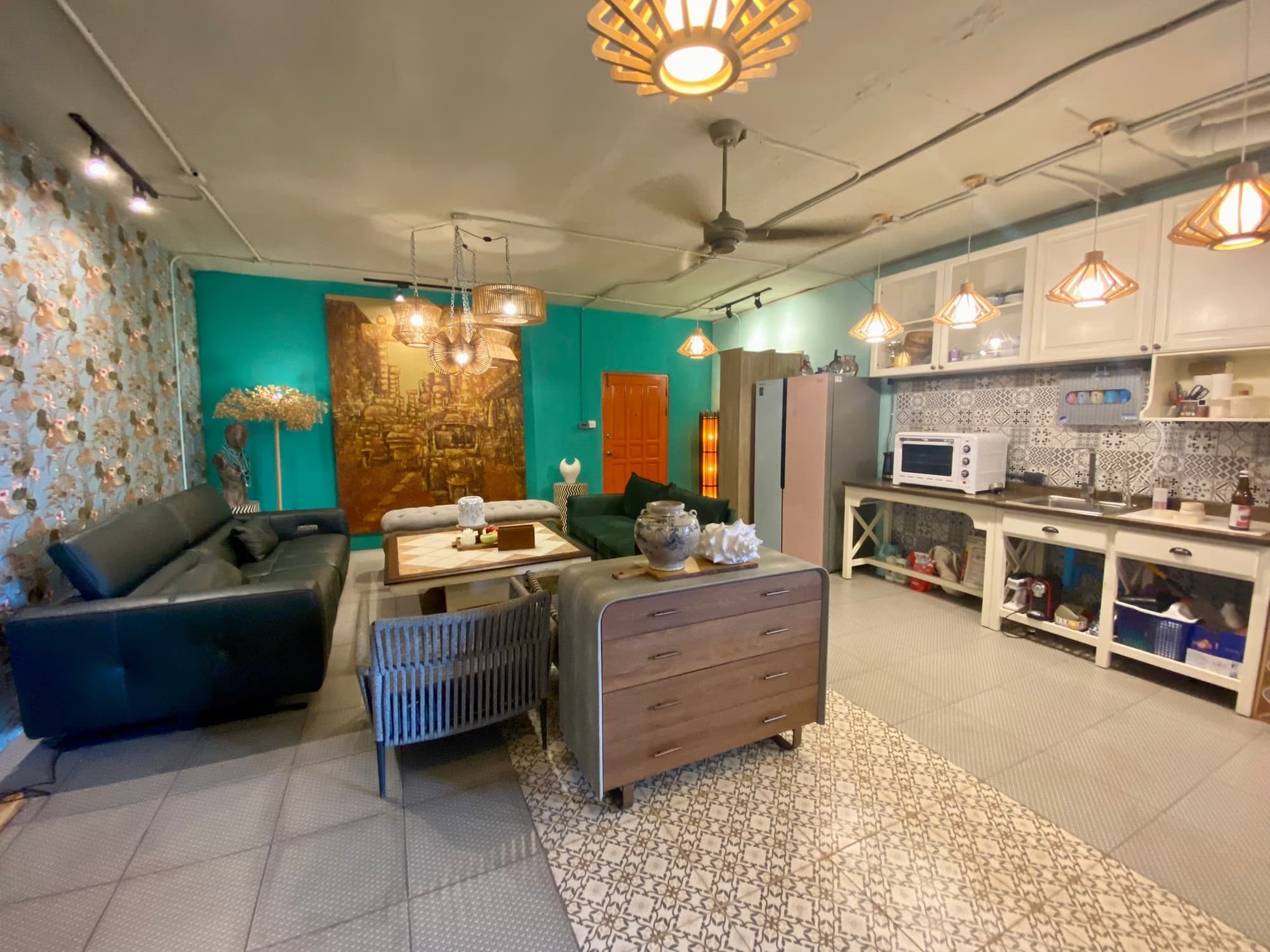 Studio Condo for Rent in Phra Khanong - Image 1