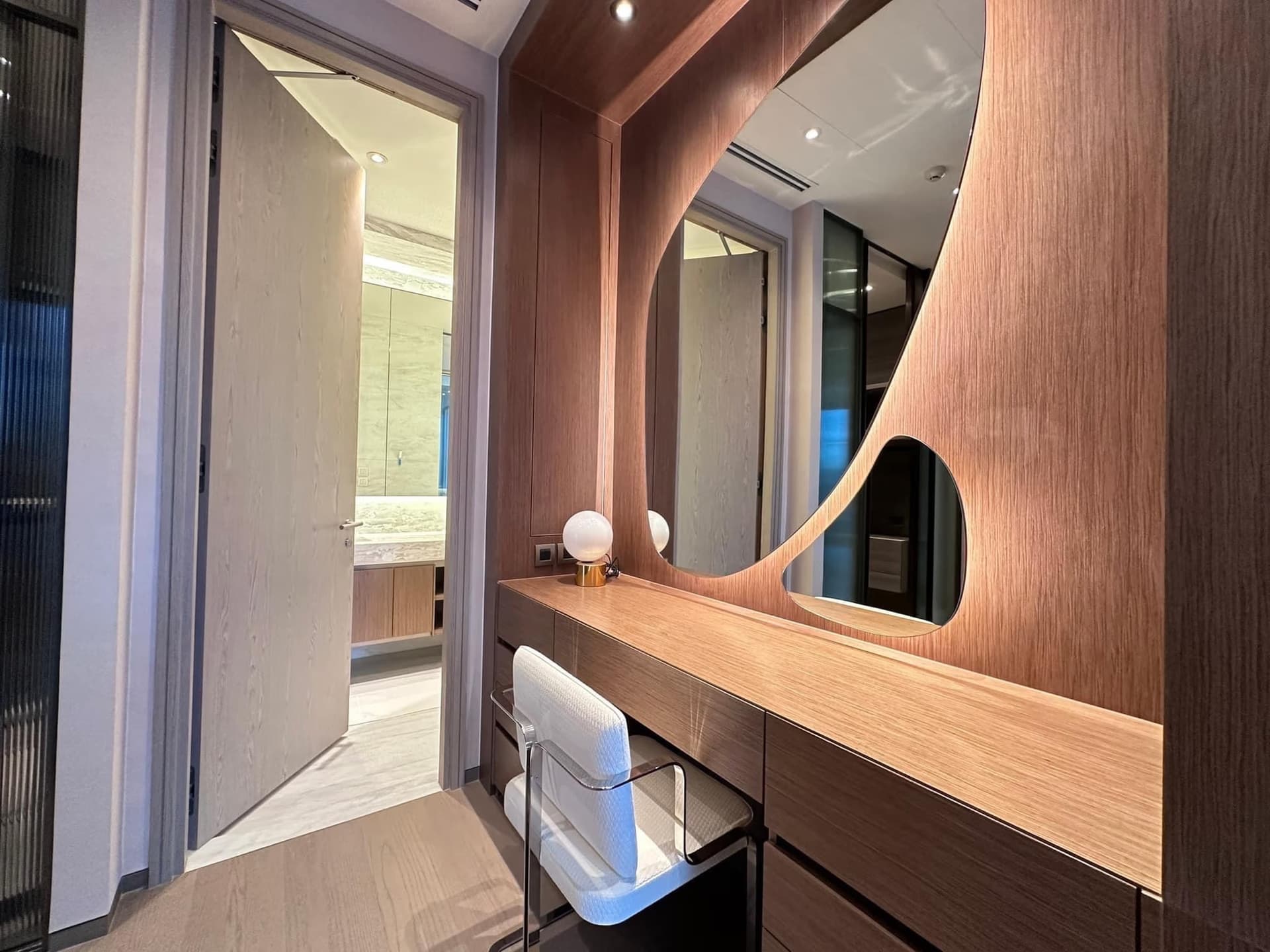 2 ห้องนอน คอนโด สำหรับ จำหน่าย ใน ปทุมวัน - Image 11