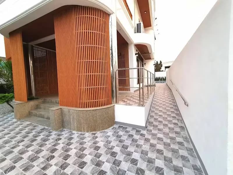 Pool Villa for Rent in Nong Pa Khrang, Mueang Chiang Mai