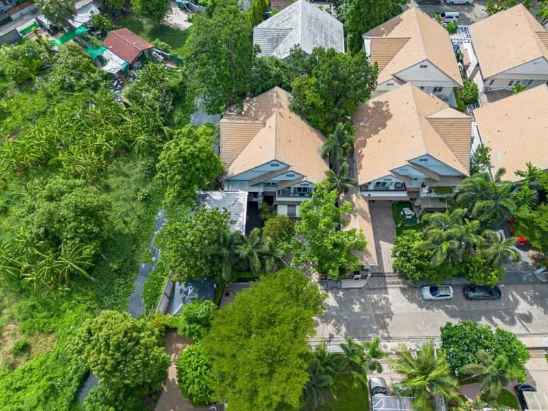 5 Bed House for Sale in Prawet