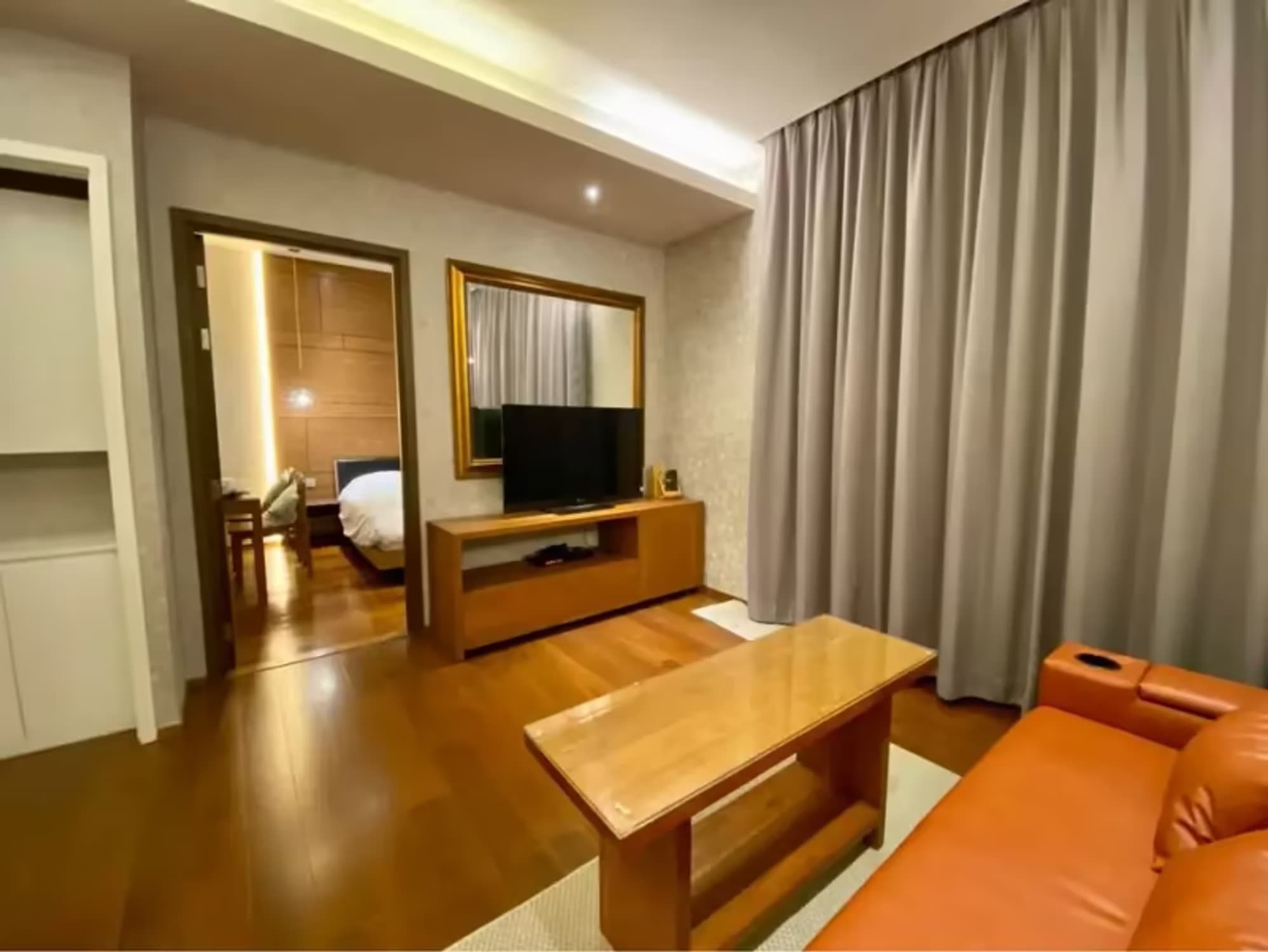 1 Bedroom Condo - Image 1