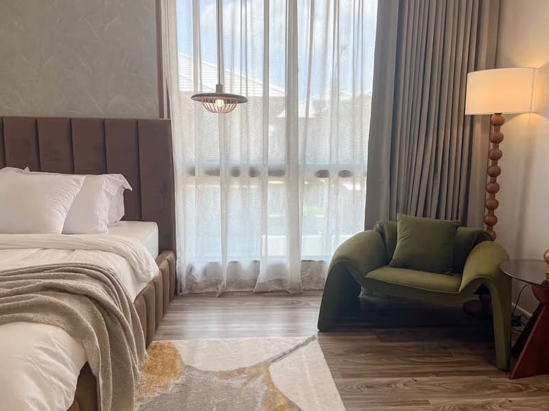 4 Bed House for Rent and Sale in Bang Kapi