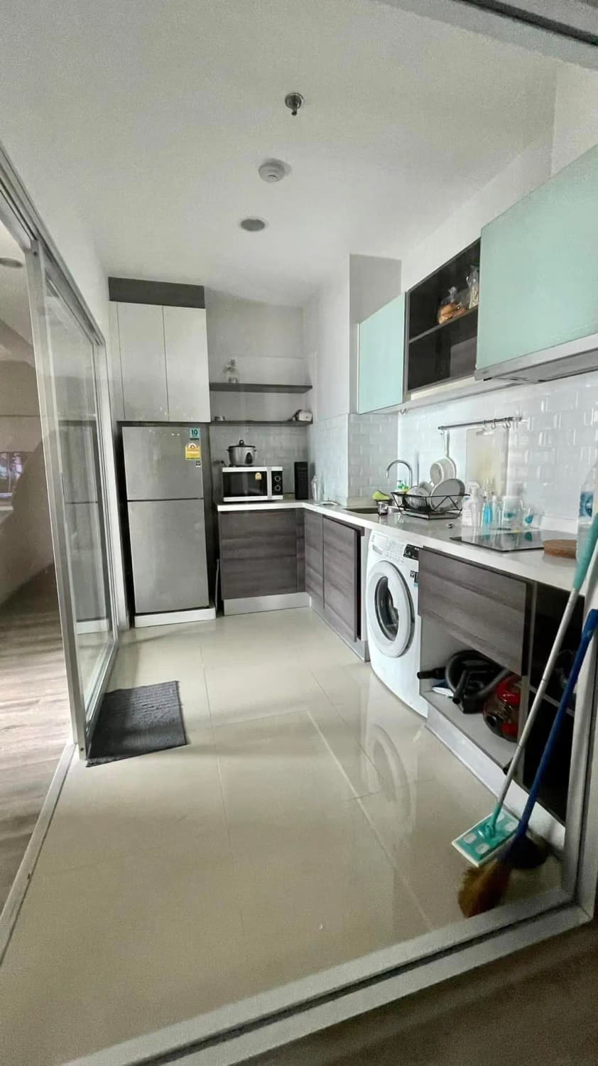 3 Bedroom Condo - Image 7