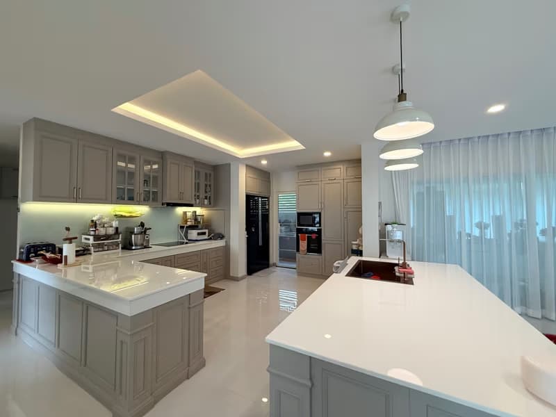 5 Bed House for Rent and Sale in Hang Dong
