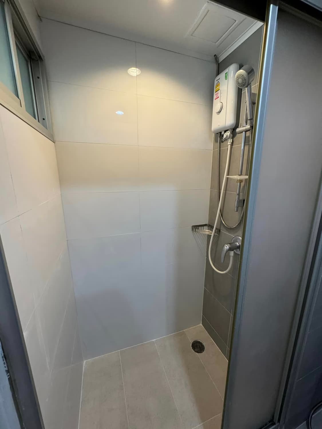 Condo for Sale at Lumpini Place Rama 4 - Kluai Nam Thai - Image 4