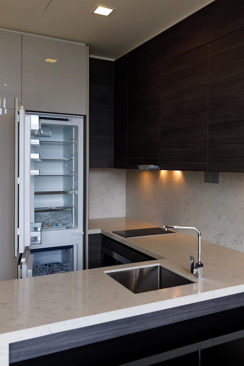 1 ห้องนอน Condo สำหรับ จำหน่าย ใกล้ Asok BTS - Image 7