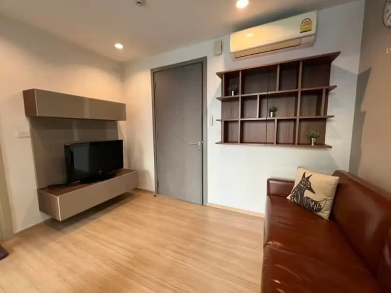 1 Bedroom Condo