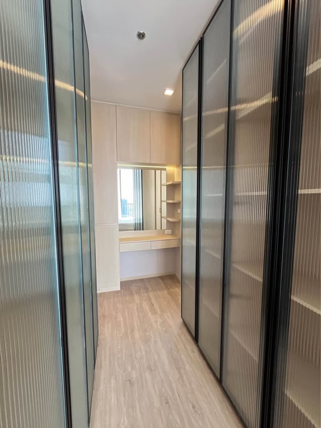 1 Bed Condo for Rent in Watthana - Image 6