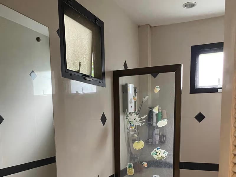 4 Bed House for Sale in Saraphi