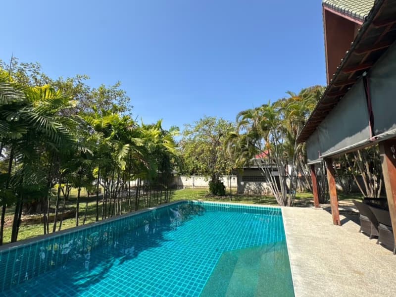 6 Bed House for Sale in Hang Dong District