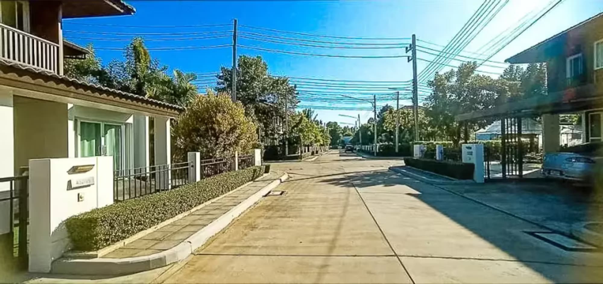 4 Bedroom House - Image 2
