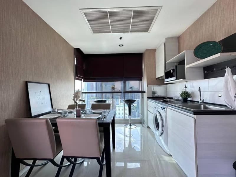 Condo for Sale at Life Ratchadapisek