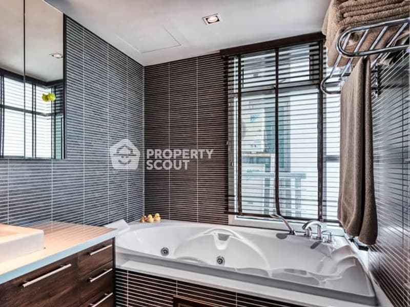 3 Bed Condo for Rent and Sale in Watthana