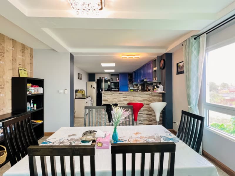 6 Bed House for Sale in Mueang Chiang Mai
