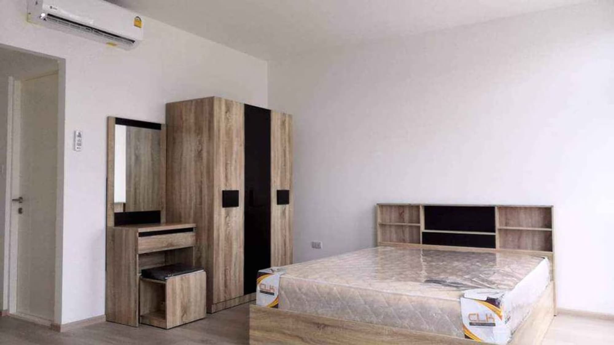 2 Bed House for Rent in Mueang Samut Prakan - Image 3