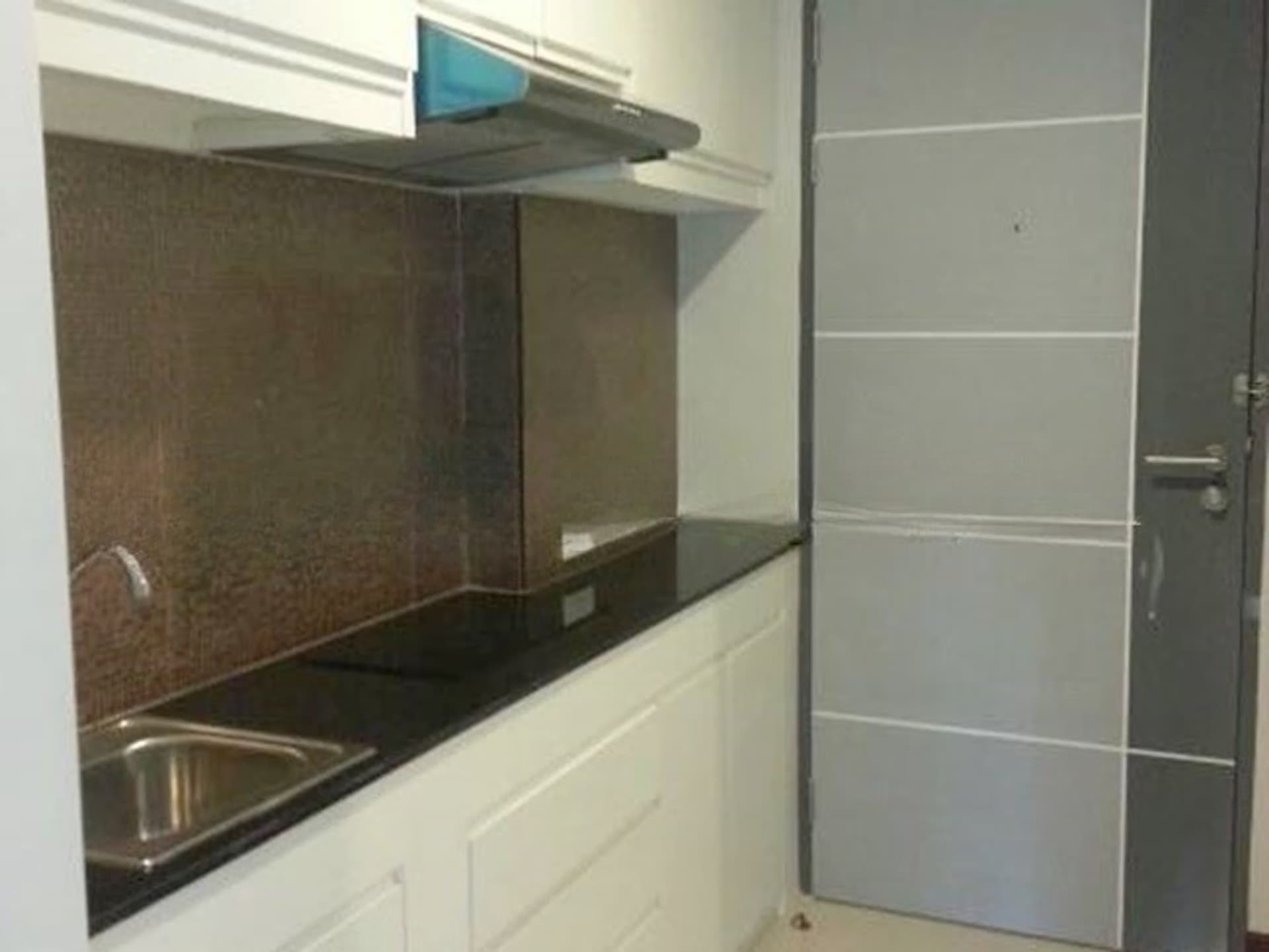 Studio Condo for Rent and Sale in Mueang Chiang Mai - Image 4