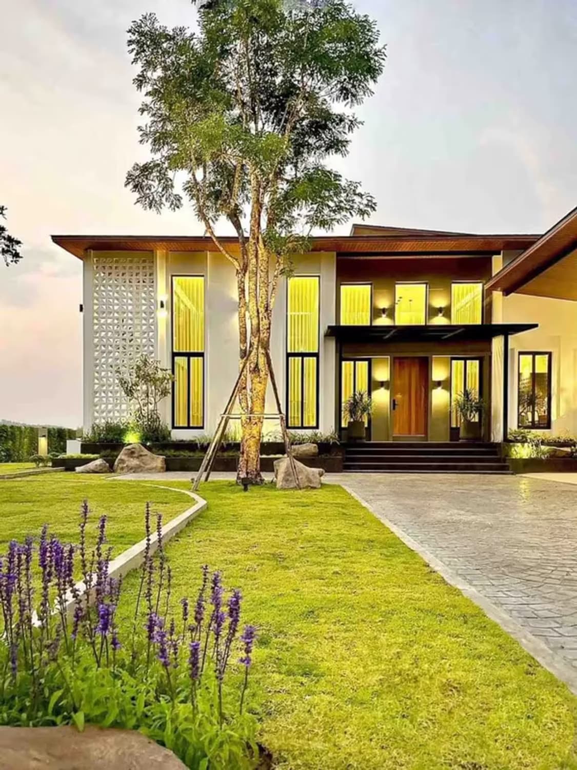 5 Bedroom House - Image 13
