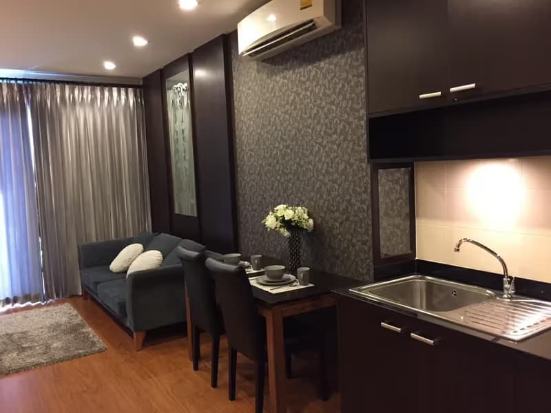 Condo for Rent at Himma Garden