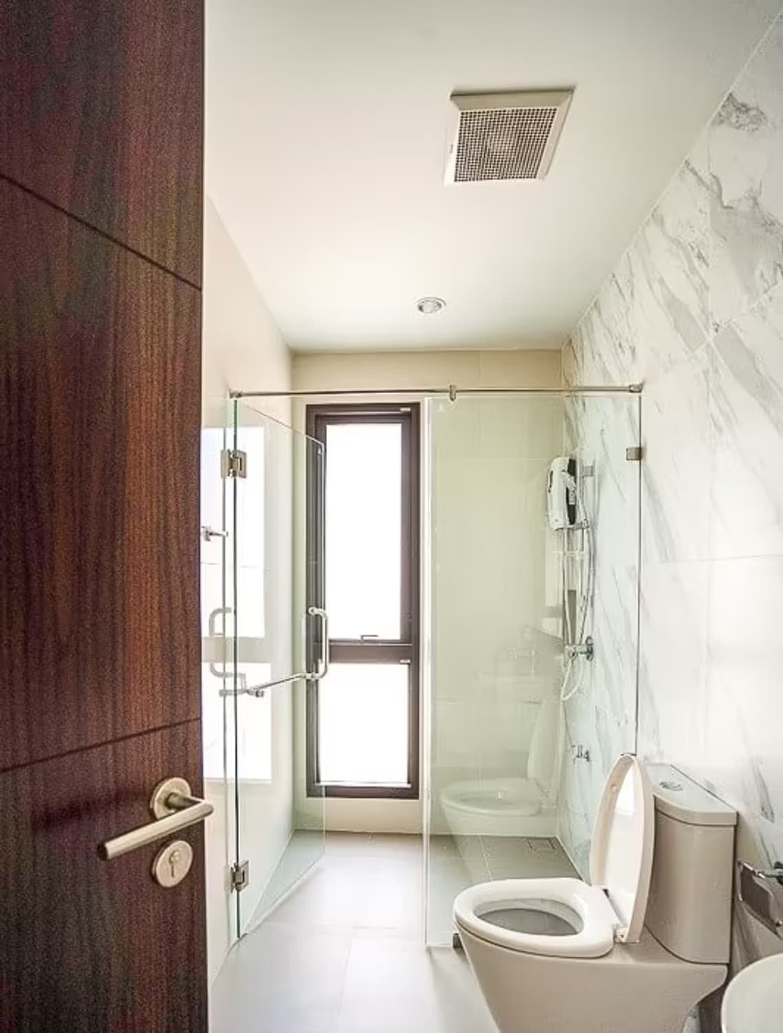 4 Bedroom House - Image 5