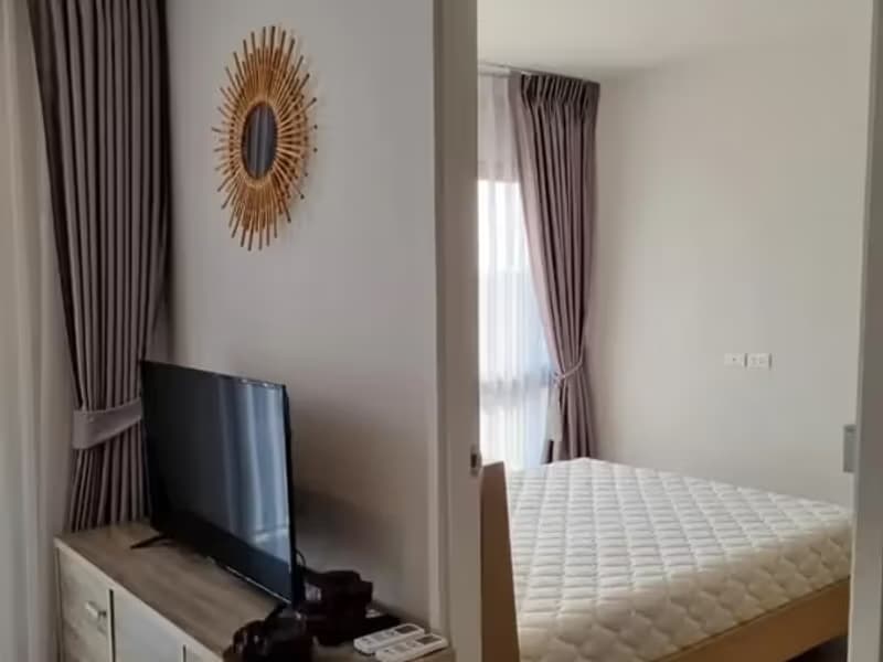 1 Bedroom Condo