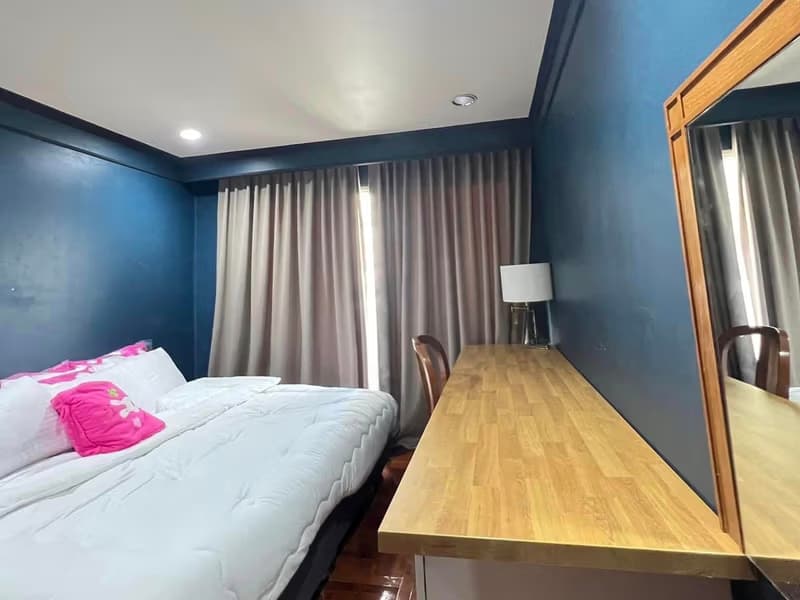2 Bed Condo for Rent in Ratchathewi
