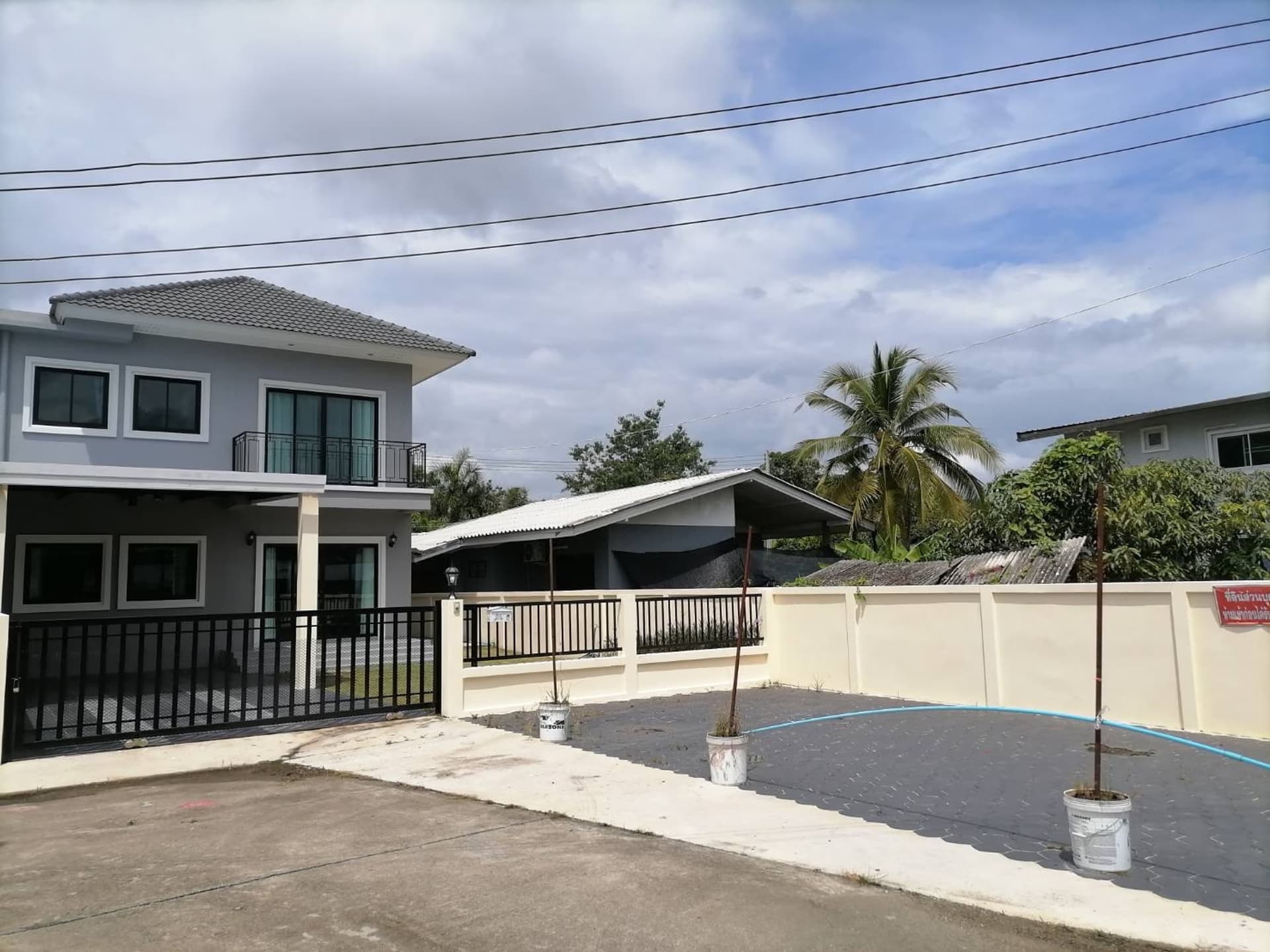3 Bed House for Rent and Sale in San Sai - Image 5