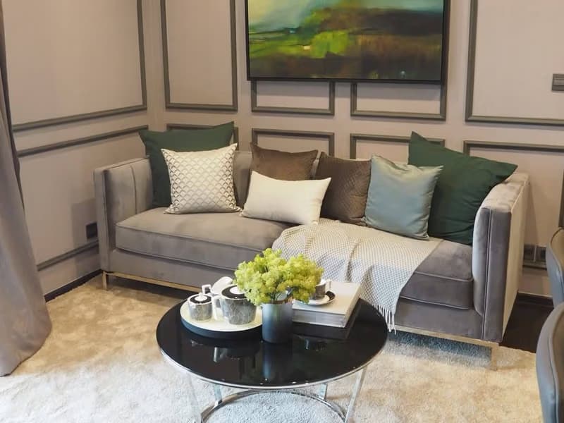2 Bed Condo for Rent and Sale in Ratchathewi
