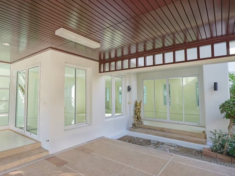 3 Bed House for Sale in Prawet
