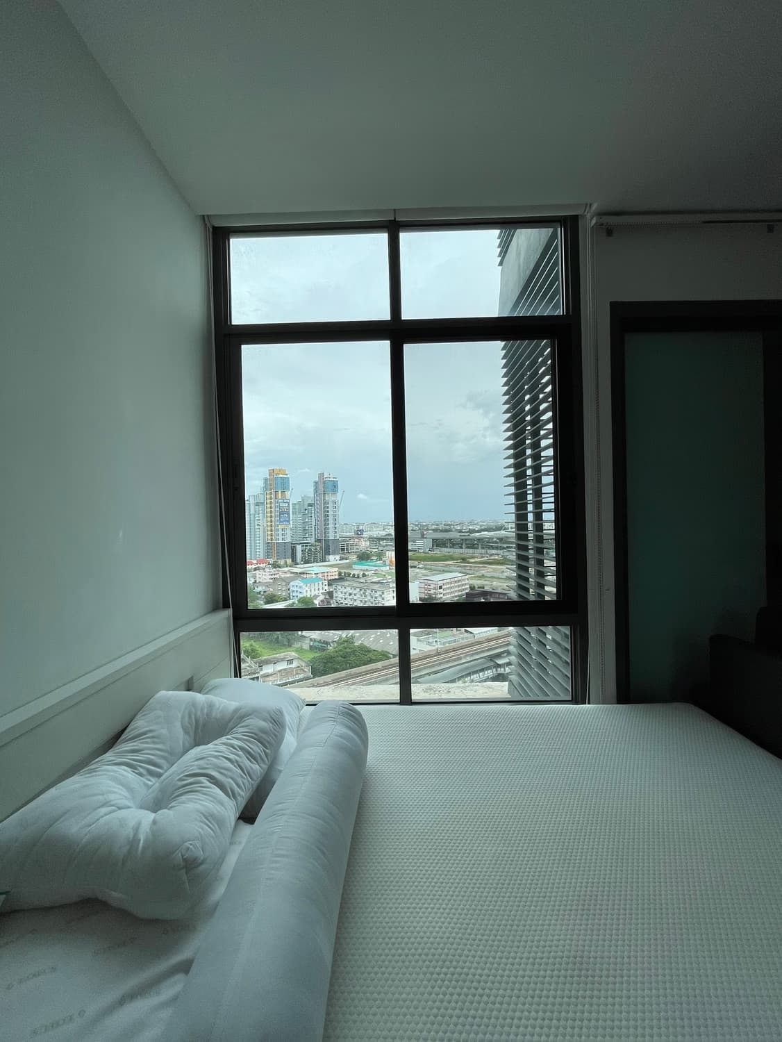 Condo for Rent at Ideo Blucove Sukhumvit  - Image 8