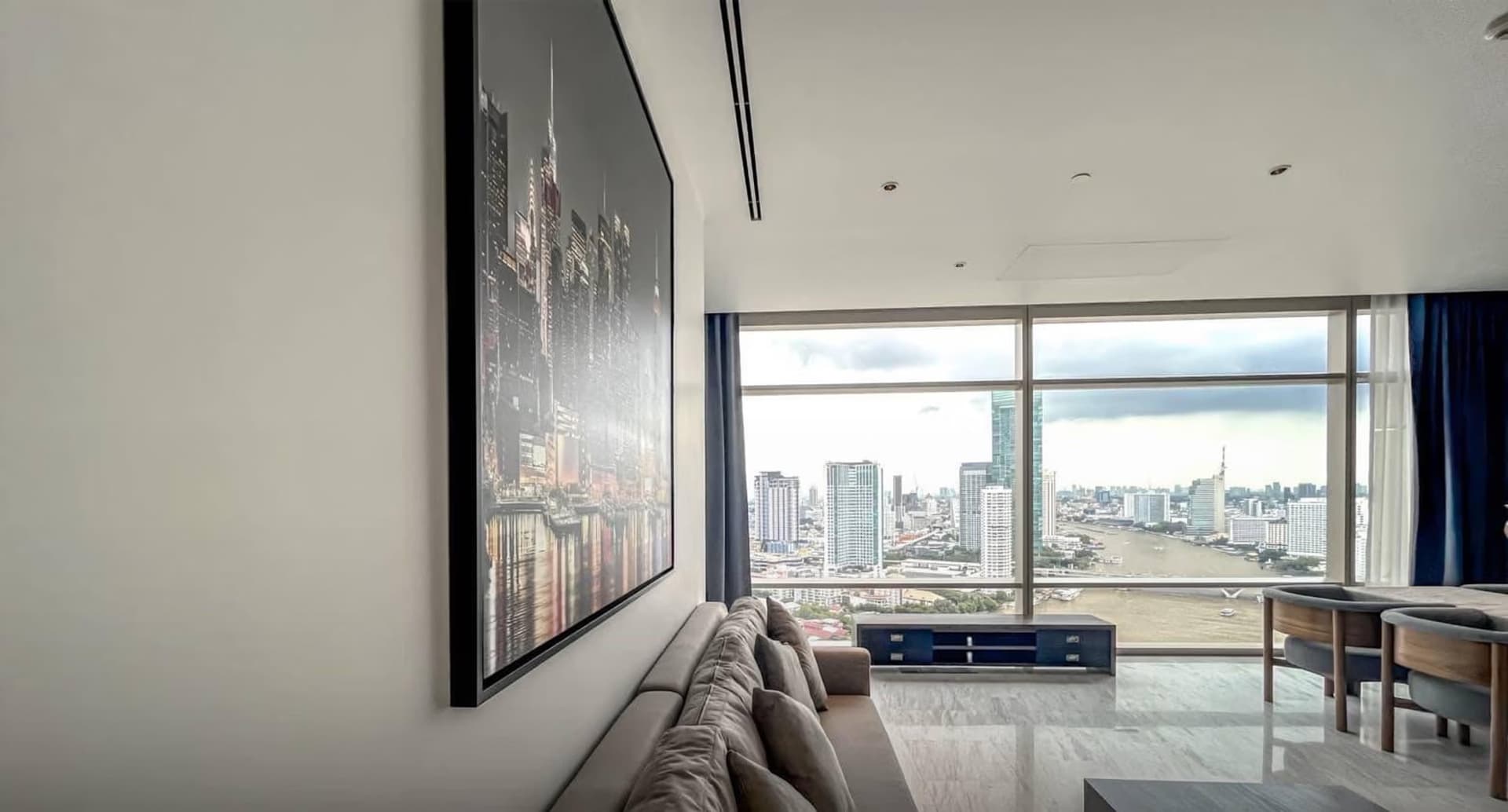 2 Bed Condo for Rent in Sathon - Image 2