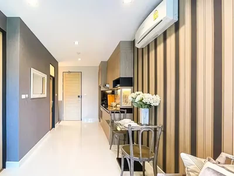 1 Bedroom Condo