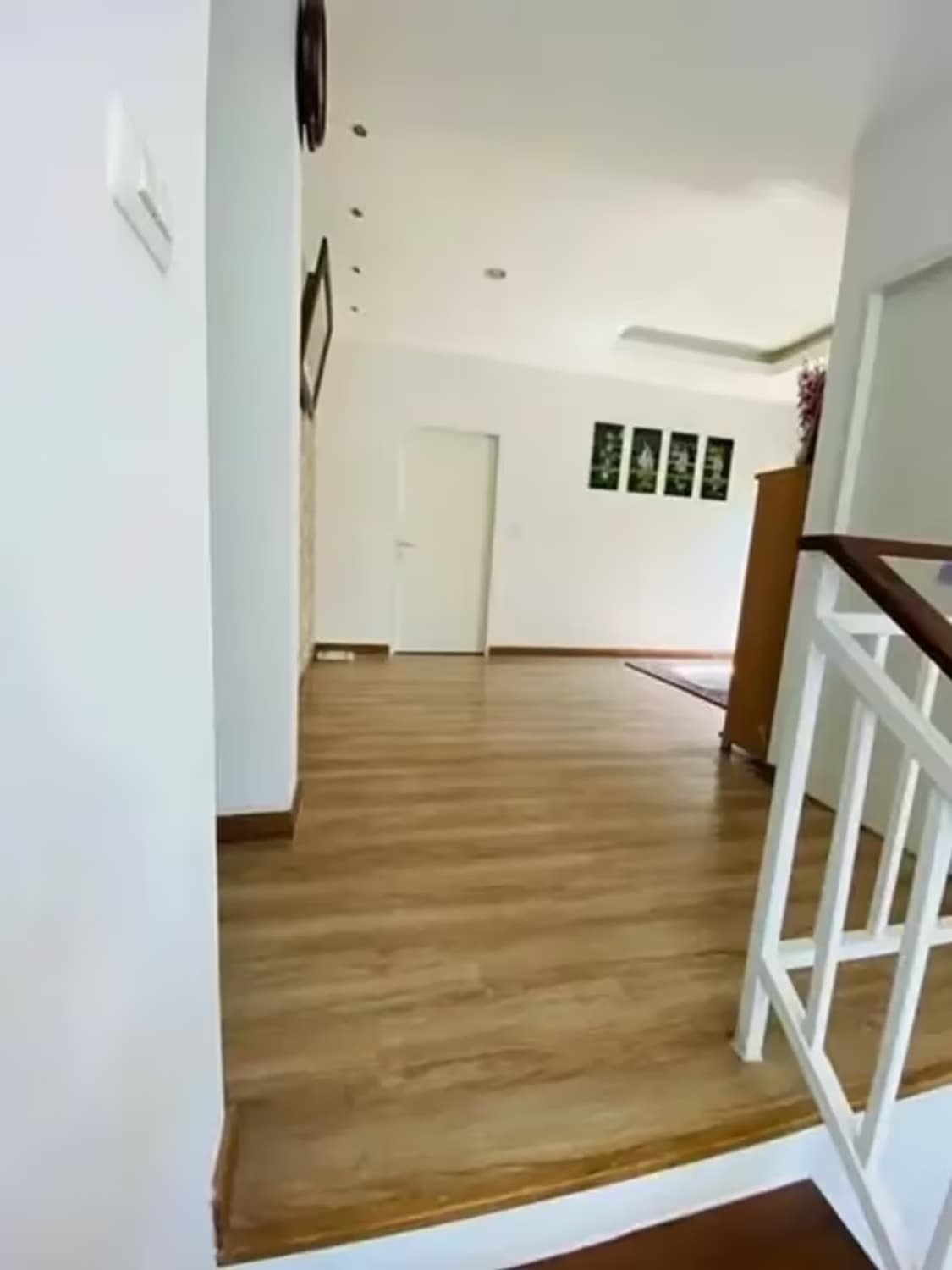 6 Bedroom House - Image 10