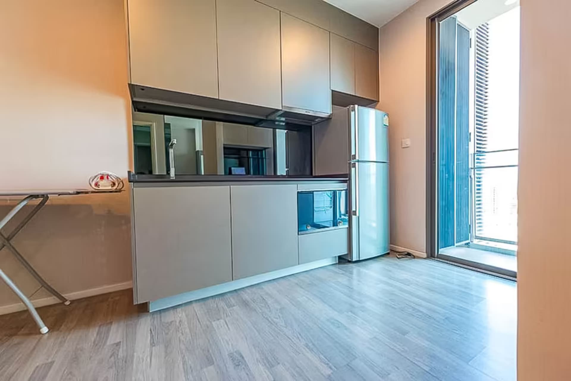 1 Bedroom Condo for Rent at The Room Sukhumvit 69 - Image 2