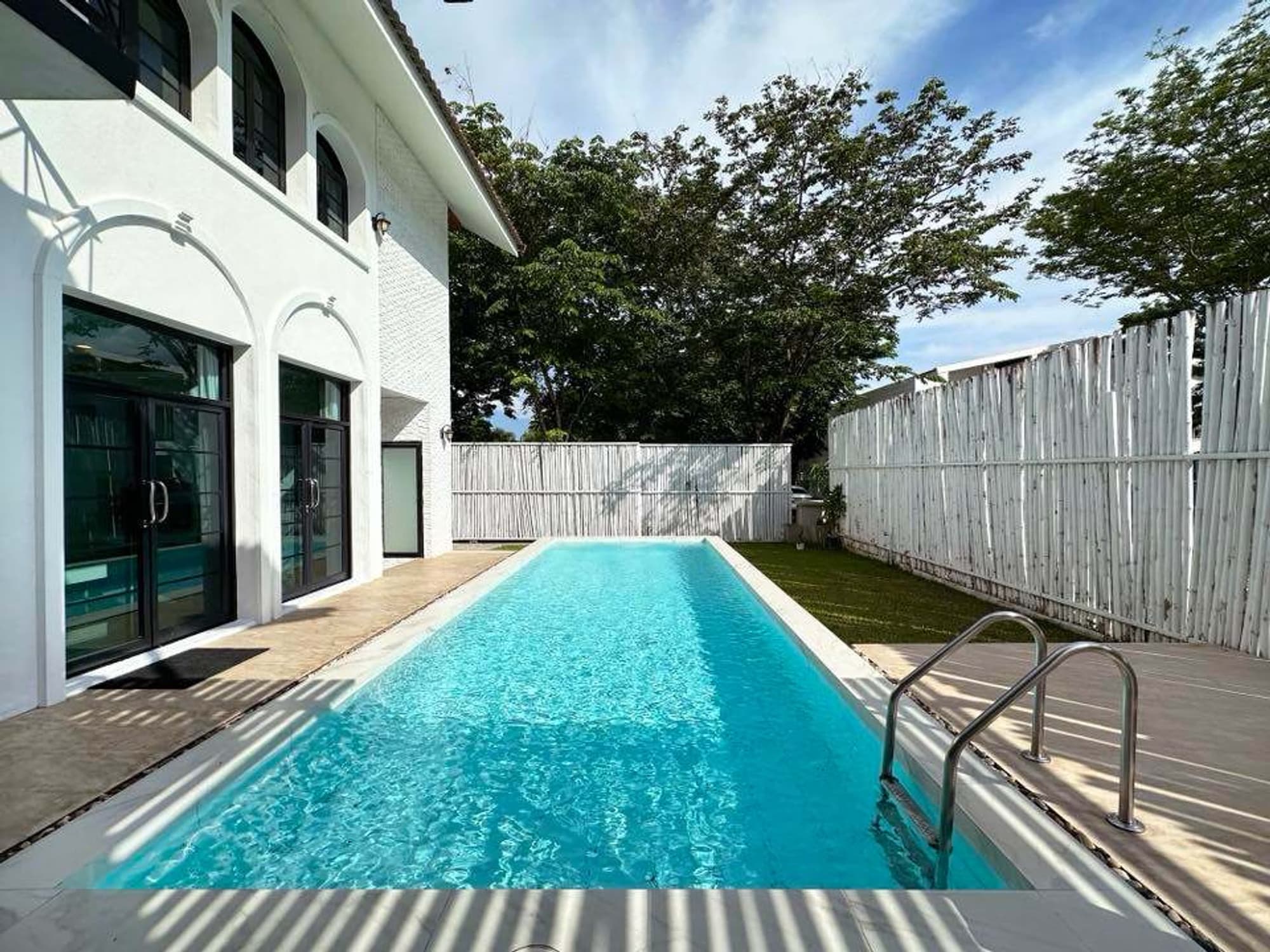 4 Bed House for Rent in Mueang Chiang Mai District - Image 12