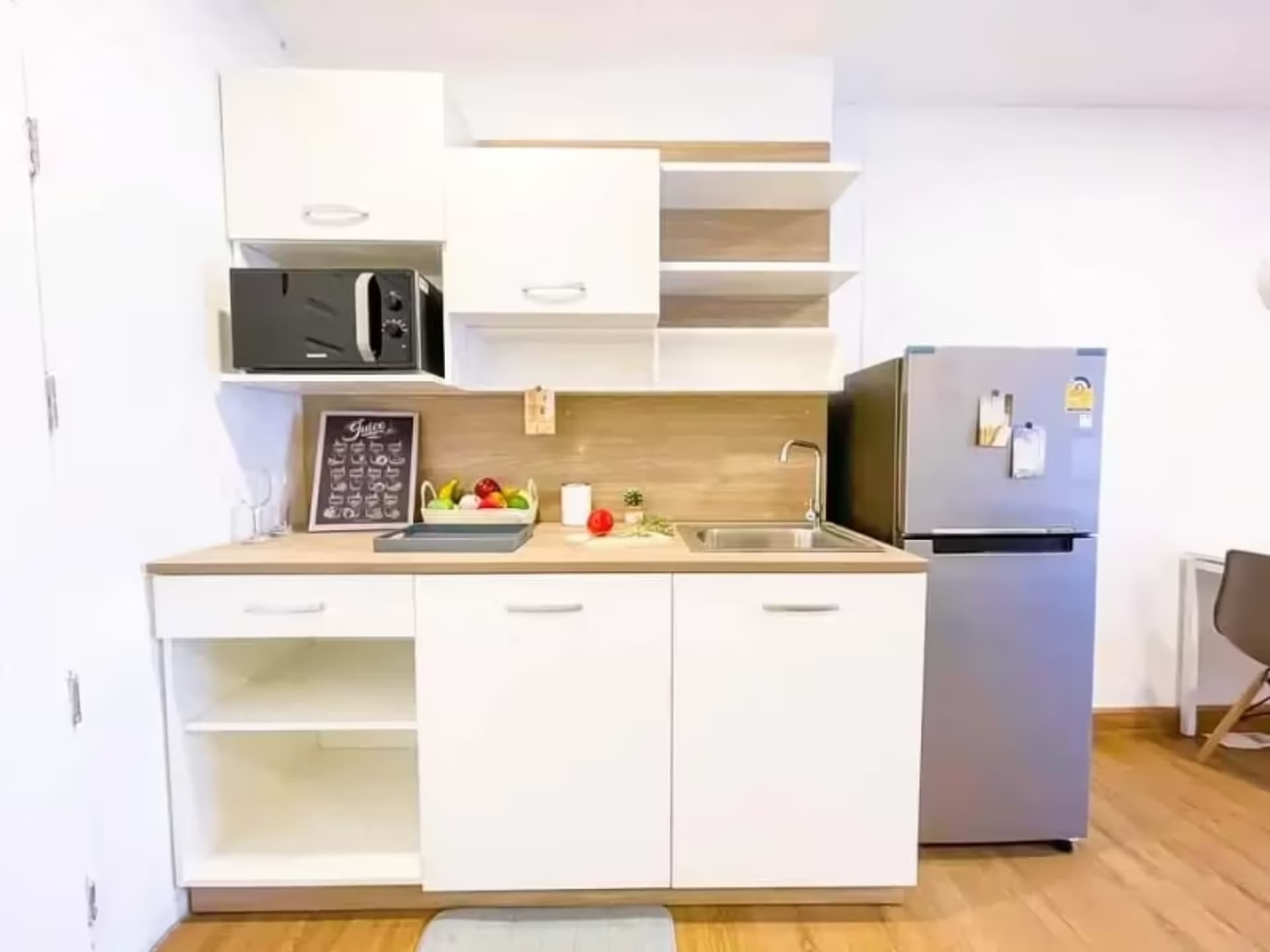 1 Bedroom Condo - Image 4