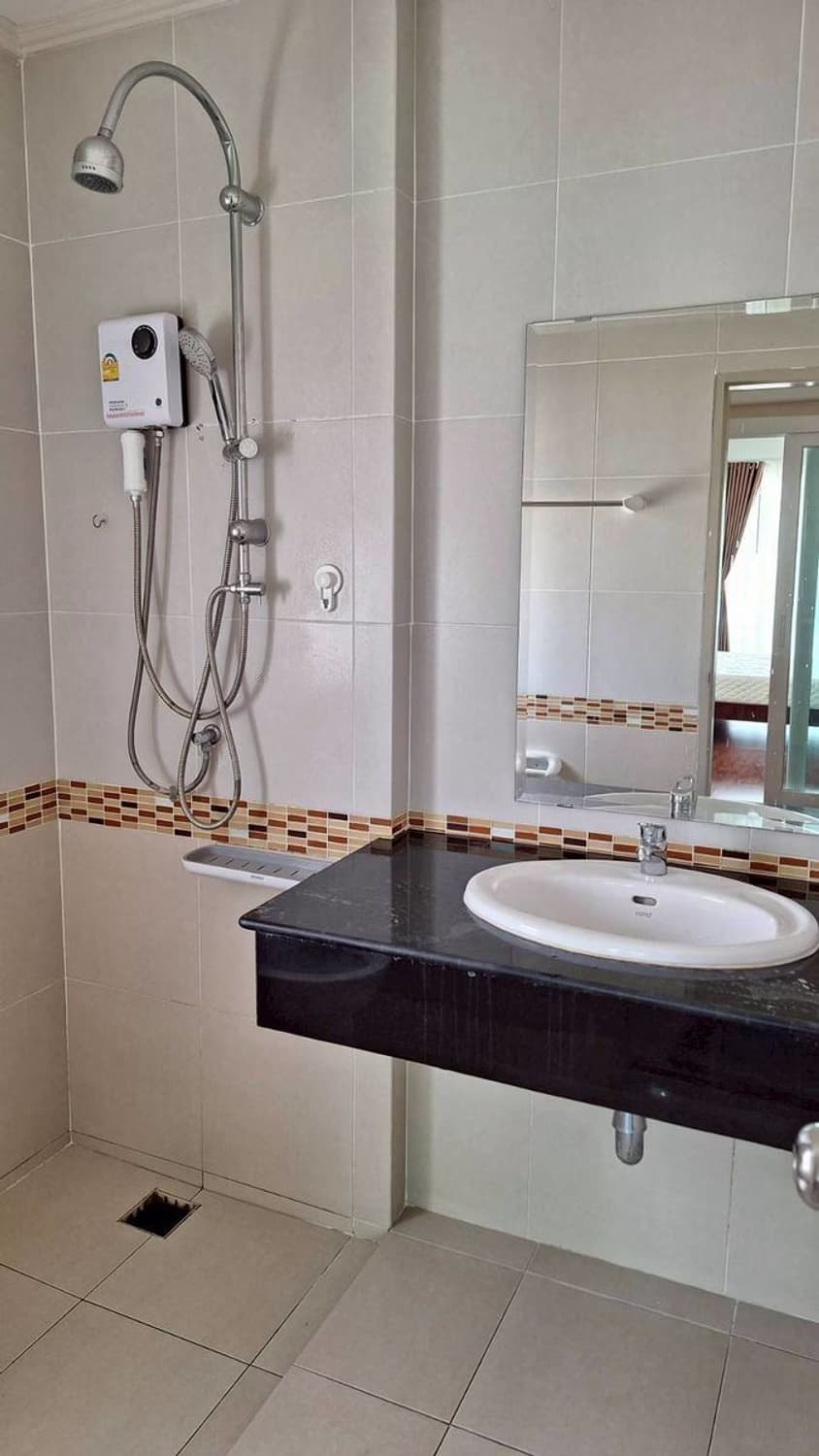 3 Bed House for Rent in Mueang Chiang Mai District - Image 15