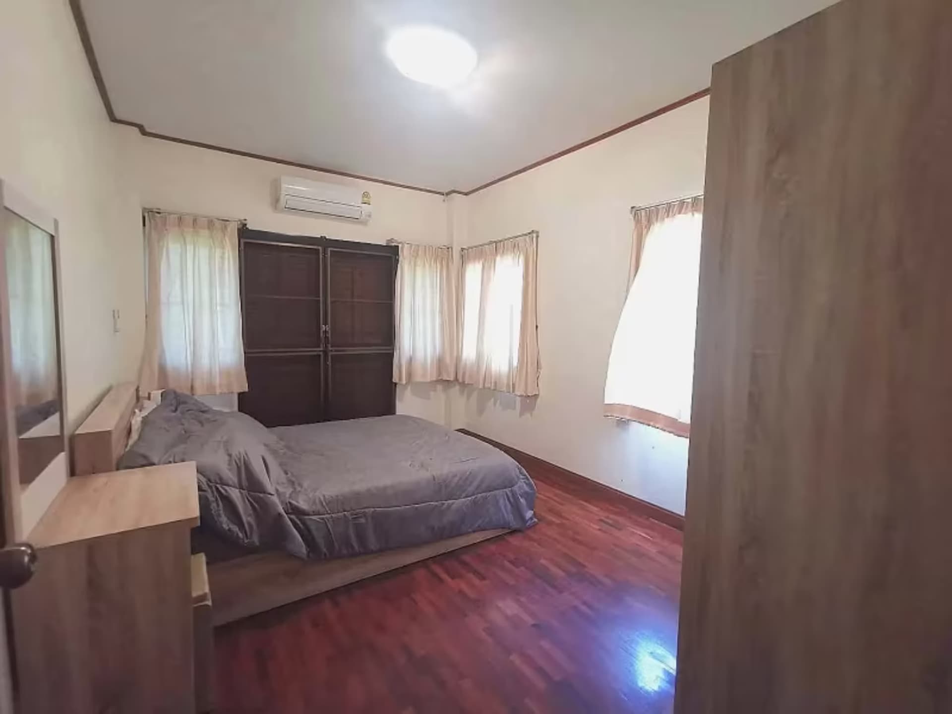 3 Bedroom House - Image 7