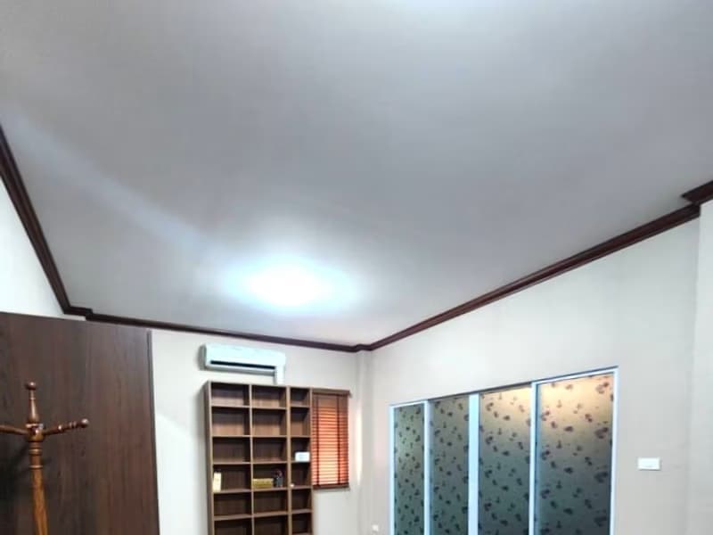 4 Bed House for Rent and Sale in San Kamphaeng District