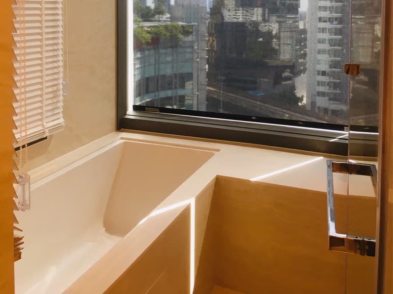 Condo for Rent at The Strand Thonglor