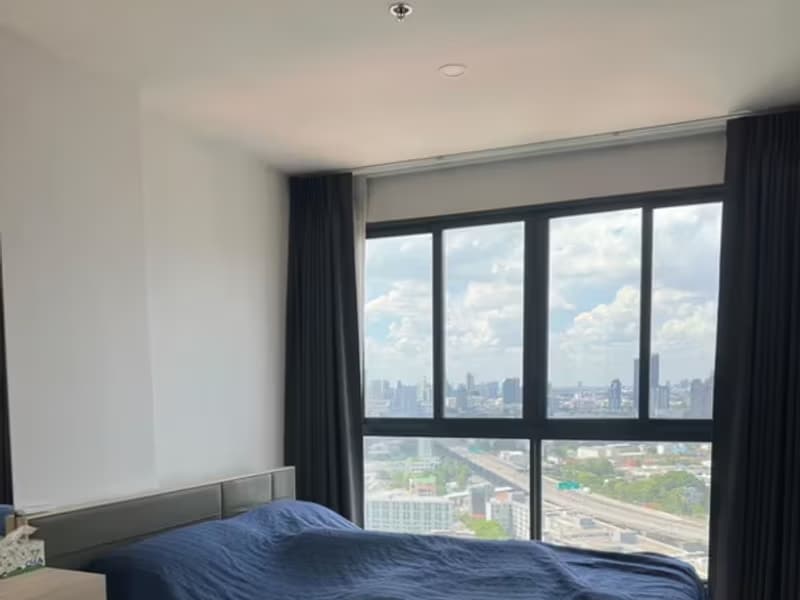 1 Bedroom Condo