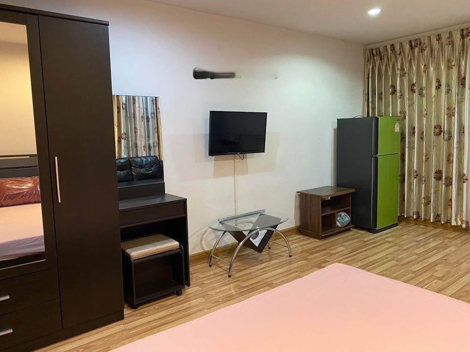 Regent Home 19 Sukhumvit 93 - Image 1